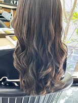 カーサ バイ ハミュウ たまプラーザ(CASA by Humium)&nbsp;20代30代40代くせ毛風パーマアッシュベージュ　ナチュラル透明感