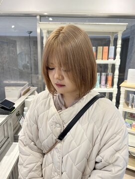 クレビア 名古屋(CreBiA) ミルクティーベージュ/ボブ