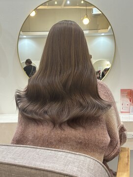 ラビス クローバー(Lovis clover) ピンクベージュ/ラベージュ/透明感カラー/艶感カラー