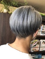 オーラ (AURA)&nbsp;ブリーチオンカラー・シルバー