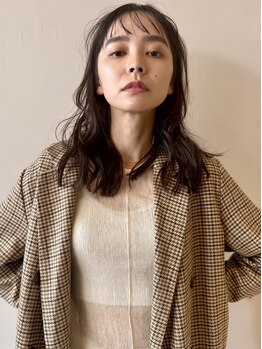 ハルキ(haruki)の写真/空気感たっぷりの柔らかな動き＆絶妙な重軽バランスでこなれ感を演出♪ダメージレスなゆるふわスタイルに♪