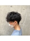 刈り上げ前下がりマッシュメンズ束感無造作ヘア