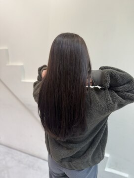 フォルテステラ(FORTE STELLA) オリーブグレー/小顔に見せるヘア