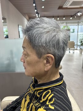 ヴェルデ(VERDE) アップバングショート