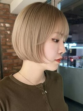 ボコカ(bococa) 大人女性ミルクティーベージュ丸みボブ