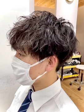 デプト(DEPT.) ツイストパーマメンズパーマ波巻きパーマシャドウパーマ佐賀