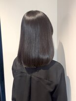 サロンドルテラ (Salon de Lutella)&nbsp;ツヤ髪×ワンカールストレート