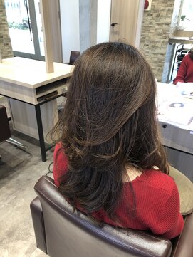 ビースリー ロア シーズンカラー/ミディアム[横浜 ビースリー スタイル]