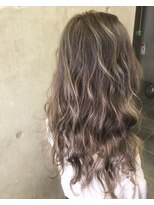 キー(kｅｙ)&nbsp;グレージュ