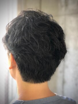 バーバーバー 八広(BARBER-BAR) ネープレスマッシュショート 【バーバーバー　八広】