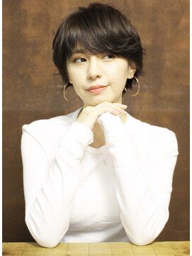 シアンデルカ(CYANDELUCCA) 上品ナチュラルカールショートヘア