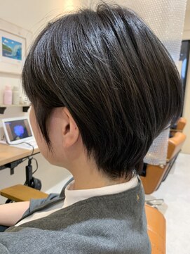 ラブアンドヘアーフロー(Love&Hair Flow) ショートボブ