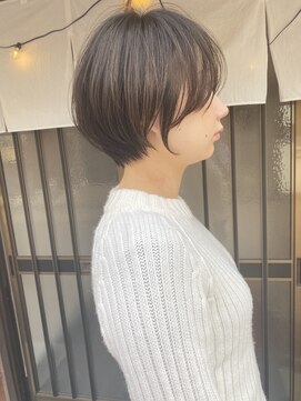 クルミ(kurumi) ナチュラル縮毛矯正でまるみのショート