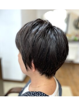 ヘアー マインド(hair MIND) 動きのあるショートスタイル