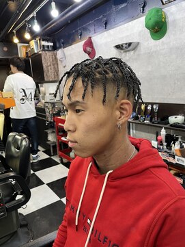 トライブ(TRIBE) ブレイズスタイル『三つ編み』