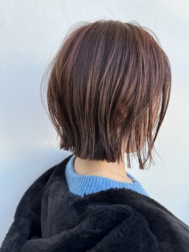 フェリス(FELIS) 切りっぱなしボブスタイル