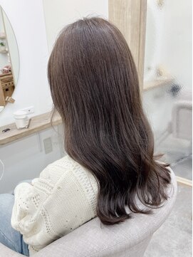 シアエミュー 新越谷店(SHEER emu) 涼し気オリーブグレージュ