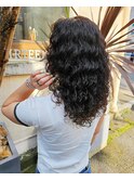 夏にオススメヘア♪黒髪×スパイルパーマ《20代30代》