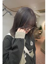 テン(TEN.)&nbsp;グレージュカラー×パツッとボブ