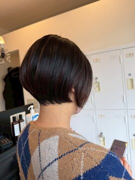 ローレン(LOREM) マッシュヘア/イメチェン/耳掛けヘア/くびれショート/前下がり