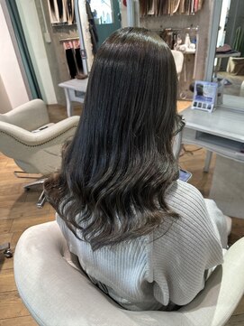 ミラシィ 成田(Mirashy) ハイライトカラーミルクティーベージュレイヤーカット