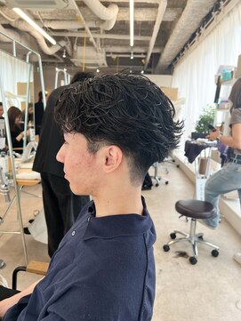 フルールバイアヴァンスクロス(Flulu by avance. cross) リバースフェザーパーマ