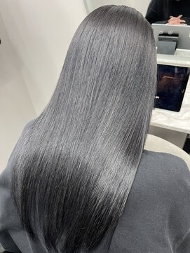 ピリオド 松阪(Period.) グレーブラック【髪質改善Period. 松阪 美容室】
