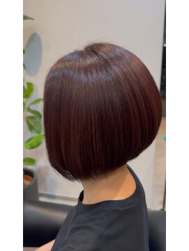 ヨハク(YOHAKU) YOHAKU×前下がりボブ