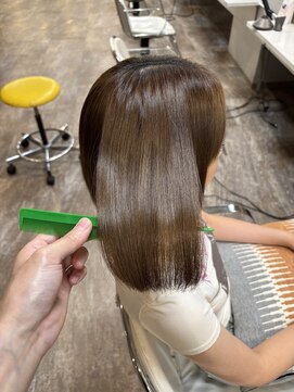 トリートメント/カラー/髪質改善/縮毛矯正/ブリーチ/ハイライト