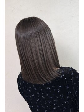 ホロ(holo-) つるりんちょ縮毛矯正