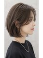 シア(XIA)&nbsp;ドライヤーでまとまる大人ボブは明るいトーンとの相性も◎