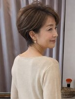フラワーズ(Flowers)&nbsp;大人ショート 白髪ぼかし 髪質改善 フォギーベージュ 白髪染め
