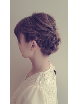 ルシード スタイル サーヴ(LUCIDO STYLE SERVE) 結婚式ヘアセット☆ミディアム