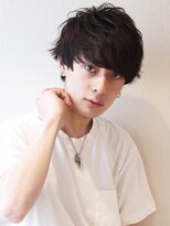 ソフトツイスト黒髪マッシュネオウルフオリーブカラーワンレン