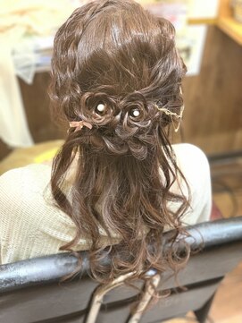 ヘアースタジオ ビームス 西江井ヶ島店(Hair Studio BEAMS) お呼ばれヘアー