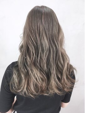 アルバム 銀座(ALBUM GINZA) グレージュロング_フレンチボブネイビーカラー_ba240261