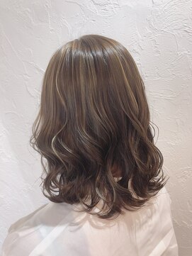 リル(Lil) ハイライトカラー