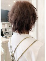 キャアリー(Caary)&nbsp;福山市イルミナカラー人気　切りっぱなし丸み外ハネボブCaary