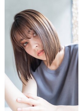 テイラー(Taylor) 【Taylor 】大宮  ぱつっと切りっぱなしボブ