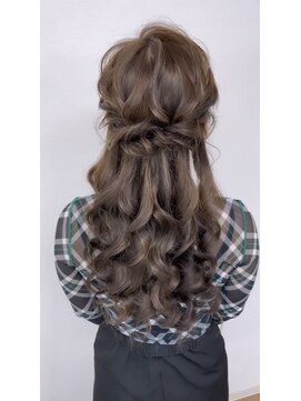 リレーション(Relation) ハーフアップ