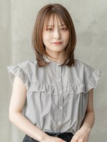 小顔ヘア/大人可愛い/ふんわりミディアム/シースルーバング