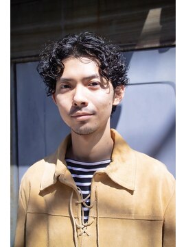 ボンド 三軒茶屋(Bond) センターパート×メンズパーマ【三軒茶屋 メンズカット RYUKI】