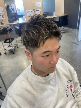 ニアウ 伊勢崎連取店(Niau) メンズベリーショートツイストパーマ