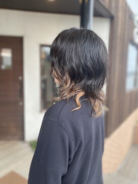 ヘアー キューブ フィール 都町店(hair cube feel) ウルフパーマとインナーカラー