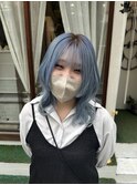 ペールブルー
