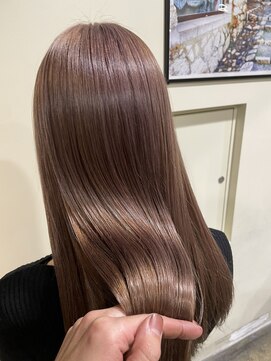 エイミー(Aimee) Aimee 町田 艶感ミルクティーブラウン