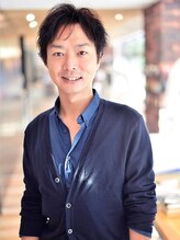 山崎 光平｜傷ませない艶カラー×美フォルム似合わせ美髪カット★｜Instagram@ktwoyamasaki