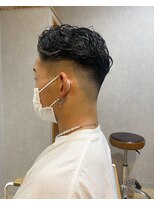 ハンチ(hunch) フェードカット