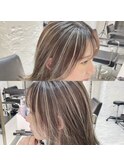 マチルダボブ前髪ハイライトグレージュ