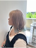 ホワイトベージュ×裾カラー♪